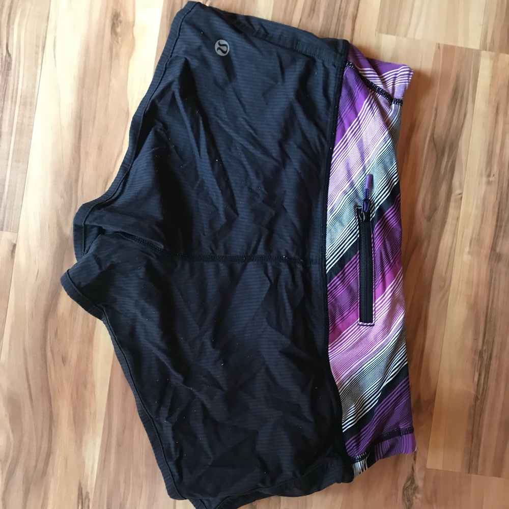 Lululemon shorts size 4